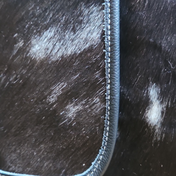 Myra  fur and leather crossbody bag with western flare - Picture 5 of 13